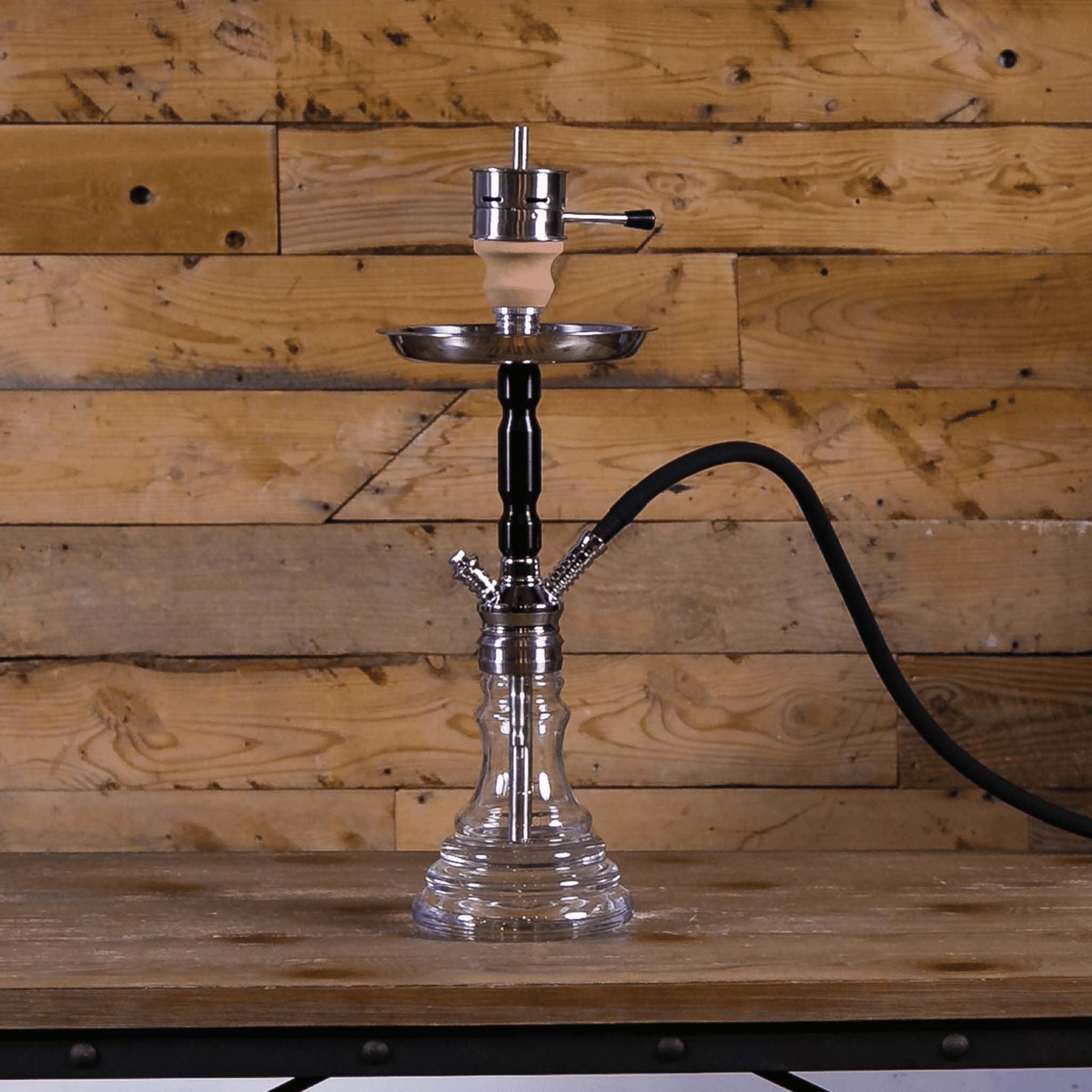 Mini Robusto Hookah on wooden table
